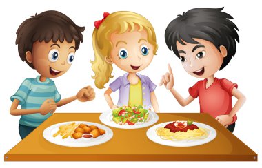 tabloyu içeren gıdalar izlerken çocuklar