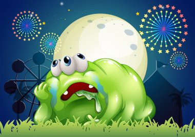 Karnavalda yorgun yeşil canavar