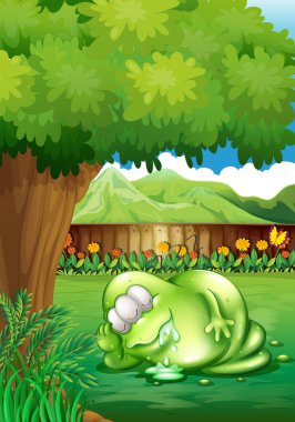 koca canavar bahçesinde ağaç altında uyku