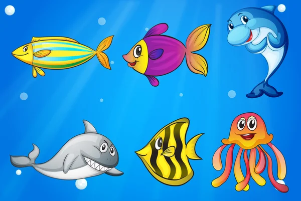 Seis peces sonrientes de colores bajo el mar — Vector de stock