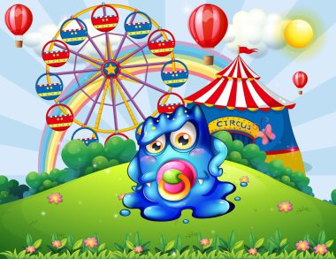 tepenin bir karnaval ile bir bebek monster