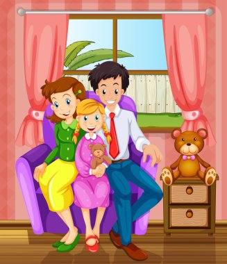Evin içinde gülümseyen aile