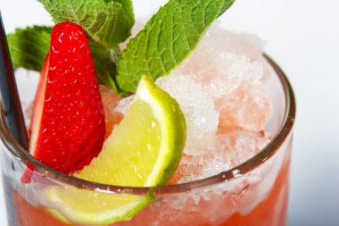 mahito taze limon ve çilek