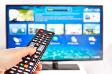 Akıllı TV ve Uzaktan Kumanda Tuşu