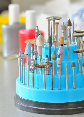 Diş teknisyeni'nın araçları