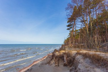 Dutchmans Cap, Litvanya Denizi Bölgesel Parkı 'nda 24.4 metrelik yüksek blöfü olan bir tepe.