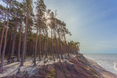 Dutchmans Cap, Litvanya Denizi Bölgesel Parkı 'nda 24.4 metrelik yüksek blöfü olan bir tepe.