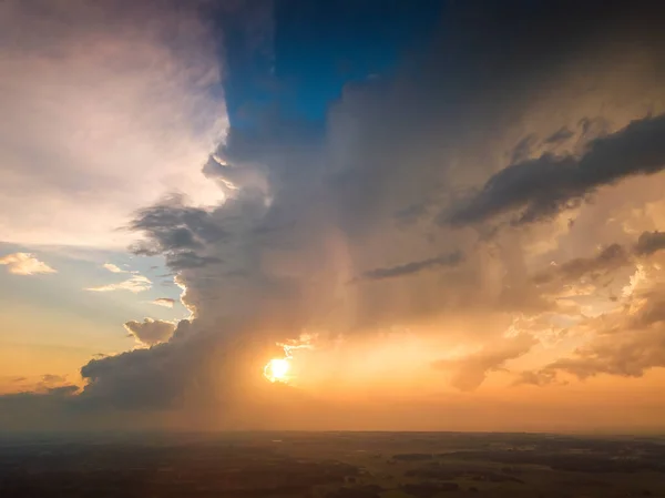 Luftbild von Sturmwolken mit Mikro-Burst — Stockfoto