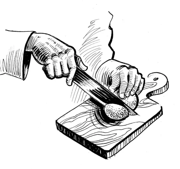 Χέρια Μαχαίρι Κοπής Πατάτας Μελάνι Ασπρόμαυρο Σχέδιο — Φωτογραφία Αρχείου