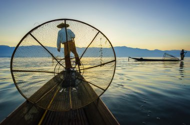 Balıkçılar Inle Gölü at sunrise, shan devlet, myanmar
