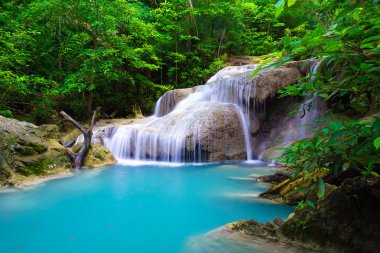 Erawan Şelalesi, Kanchanaburi, Tayland 