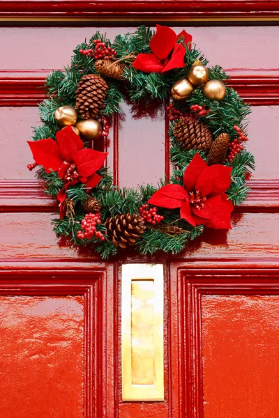 Festive Christmas wreath — Stock Photo, Image