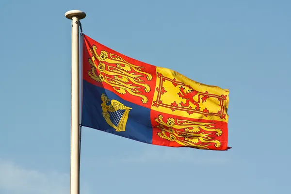 British royal standard flag on flagpole — Stock Photo, Image
