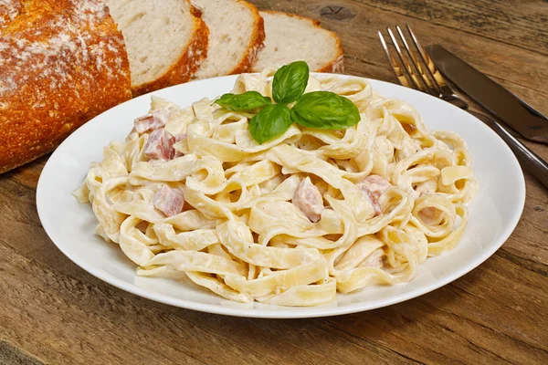 Pasta a la carbonara —  Fotos de Stock