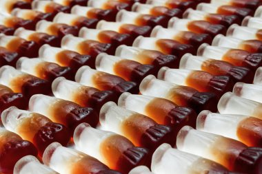 kola şişeleri satır