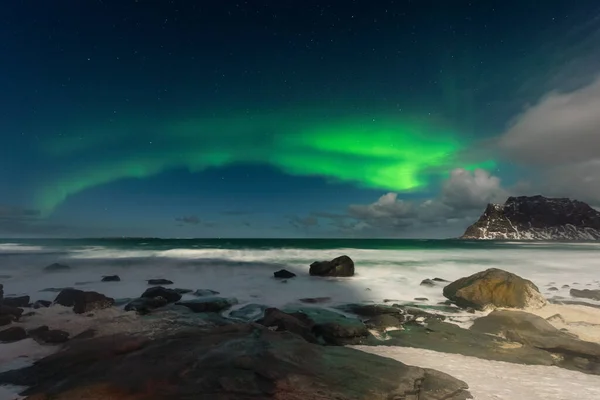 Krásná Severní Světla Ostrově Lofoten Norsku Aurora Boreal Přes Pláž — Stock fotografie