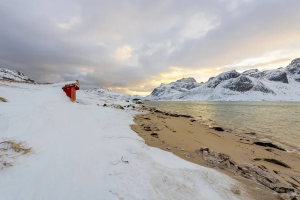 Isole Lofoten Norvegia Loro Bellissimo Paesaggio Invernale Tramonto Paesaggio Idilliaco — Foto Stock