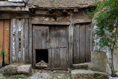La Alberca antik köyünün kapıları. Salamanca. İspanya.