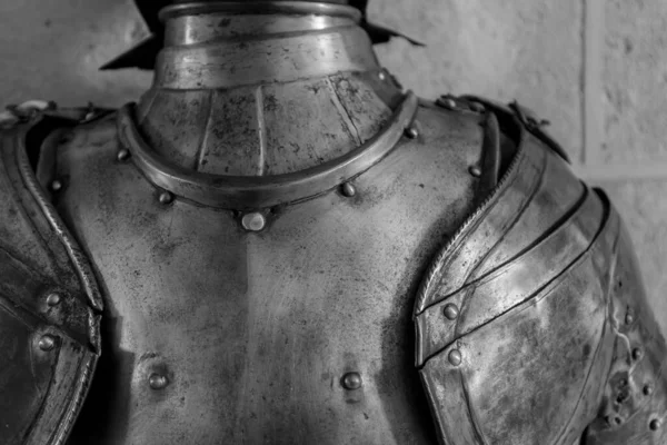 Detalhe Parte Superior Uma Armadura Cavaleiro Medieval — Fotografia de Stock