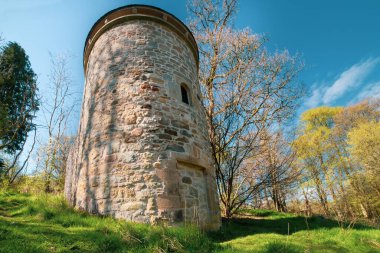 Cumbernauld Dovecote İskoçya 'da bir binadır, Uk. Cumbernauld Glen Wildlife Reserve yakınlarında yer alan Cumbernauld Glen antik ormanlık alanı vahşi yaşam için bir sığınaktır ve aynı zamanda yerel halk için önemli ve rahatlatıcı bir ortam sağlar..