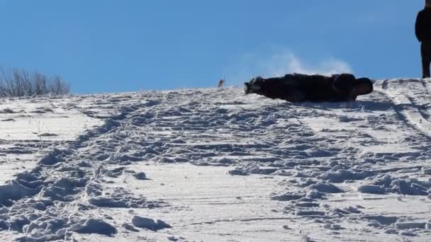 Rouler dans la neige — Video