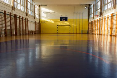 okul spor eğitim salonu