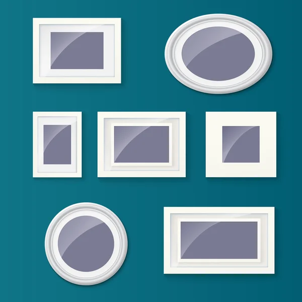 Set of different picture frames and pictures. — Stock Vector