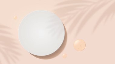 Ürün gösterimi için sahne. Podyumun yanında krema damlaları.