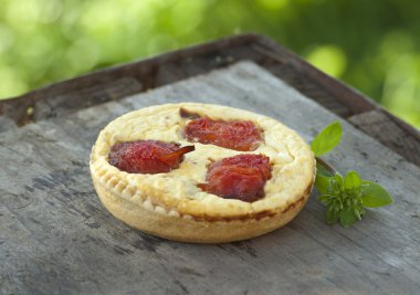 peynir ve domates tart