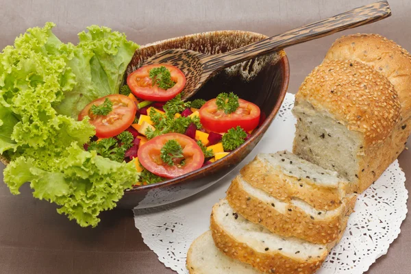 Desayuno saludable, remolacha vegetariana y calabaza de mantequilla sa — Foto de Stock