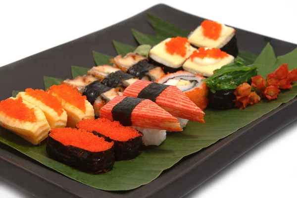 Sushi japonês sortido — Fotografia de Stock