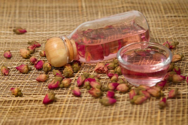 Essential rose oils — Stock Photo, Image