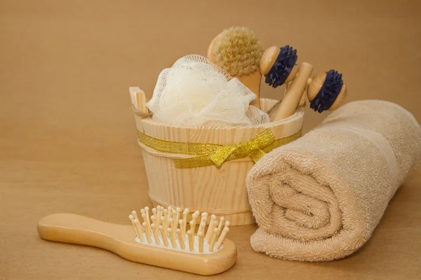 Wooden bucket with SPA accessories — Stock Photo, Image