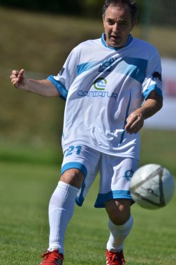 üst düzey futbol oyunu