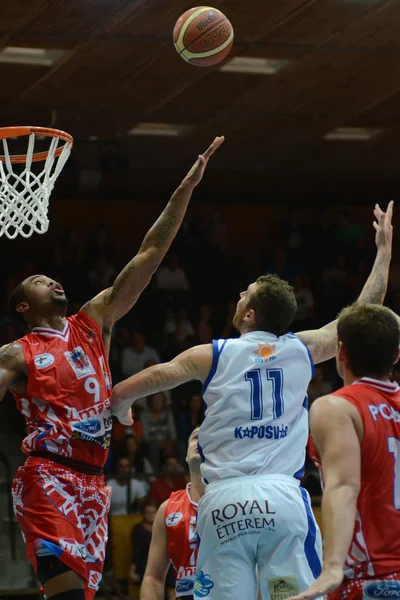 Kaposvar - Nyiregyhaza basketball game — Stock Photo, Image