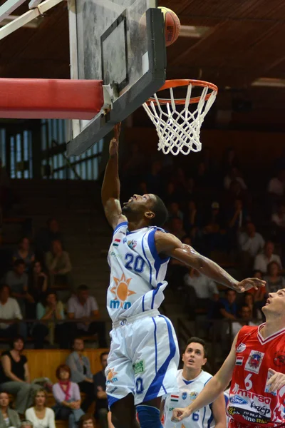 Kaposvár - nyiregyhaza basketbal hra — Stock fotografie