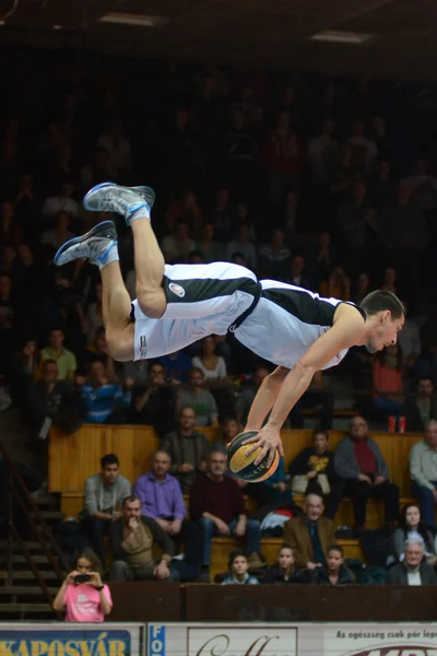 Tvář týmu basketbalový akrobatické show — Stock fotografie