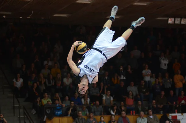 Face Team acrobático basquete show — Fotografia de Stock