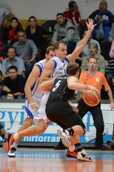 Kaposvar - Jeu de basket-ball Pecs — Photo