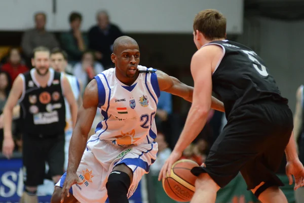 Kaposvar - Pecs basketball game — Stock Photo, Image