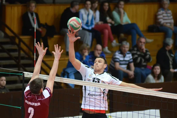 Kaposvar - dunaferr volleyball spiel — Stockfoto