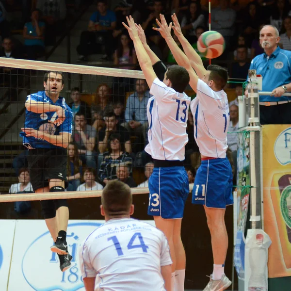 Kaposvar - kecskemet juego de voleibol — Foto de Stock