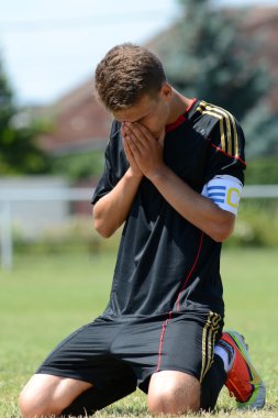nagybajom - liceul sportiv altında 18 futbol oyunu