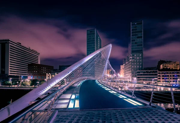 Pedestrian Bridge City Bilbao River Nervion Spain Bilbao May 2022 — Foto Stock