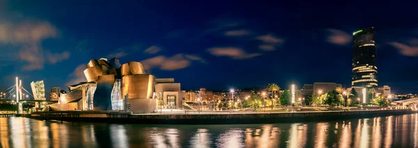 Vista Aterro Cidade Bilbau Rio Nervion Espanha Bilbau Maio 2022 — Fotografia de Stock