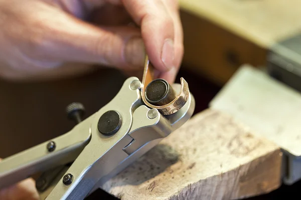 Jewelry making — Stock Photo, Image