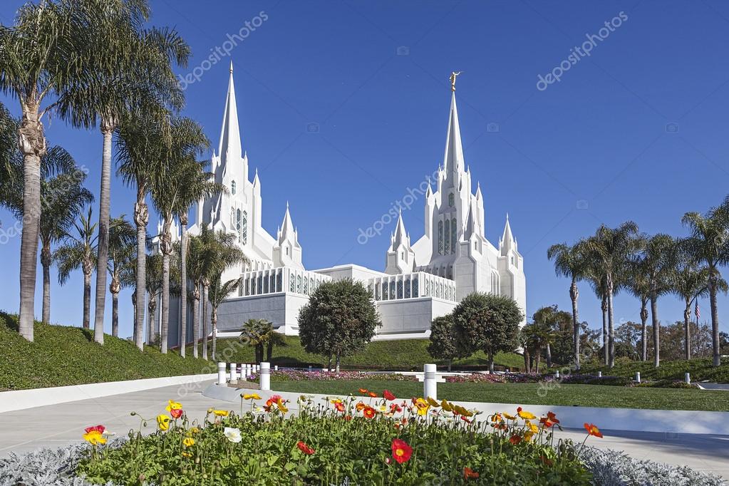 Mormon Temple The San Diego California Temple Stock Photo by ©kennytong 23710173