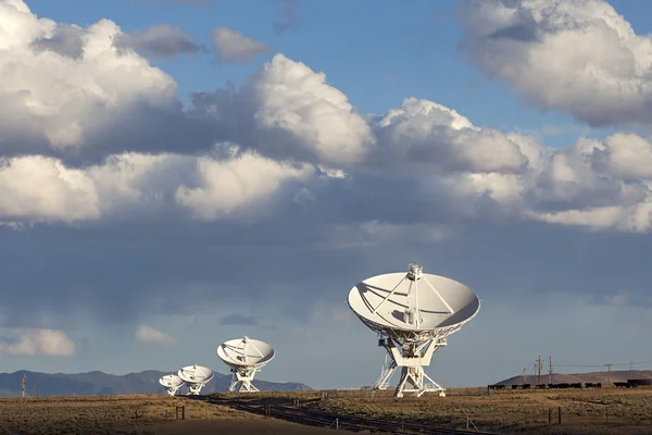 Çok büyük dizi çanak antenler — Stok fotoğraf