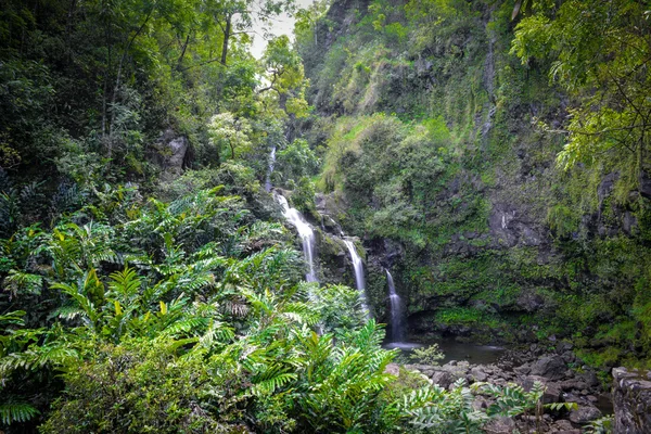 Καταρράκτη σε maui — Φωτογραφία Αρχείου