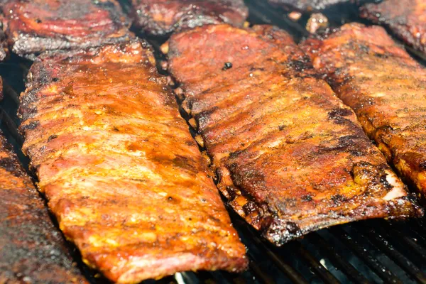 BBQ Ribs on the Grill — Stock Photo, Image